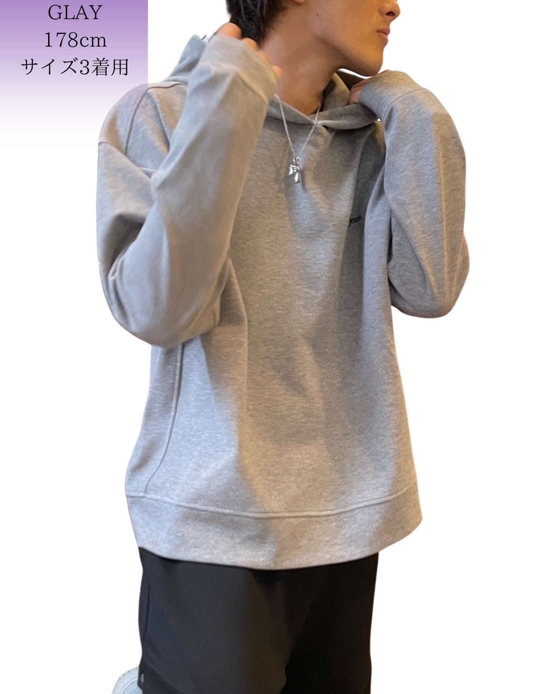 刺繍入り パーカー(Unisex/ユニセックス)