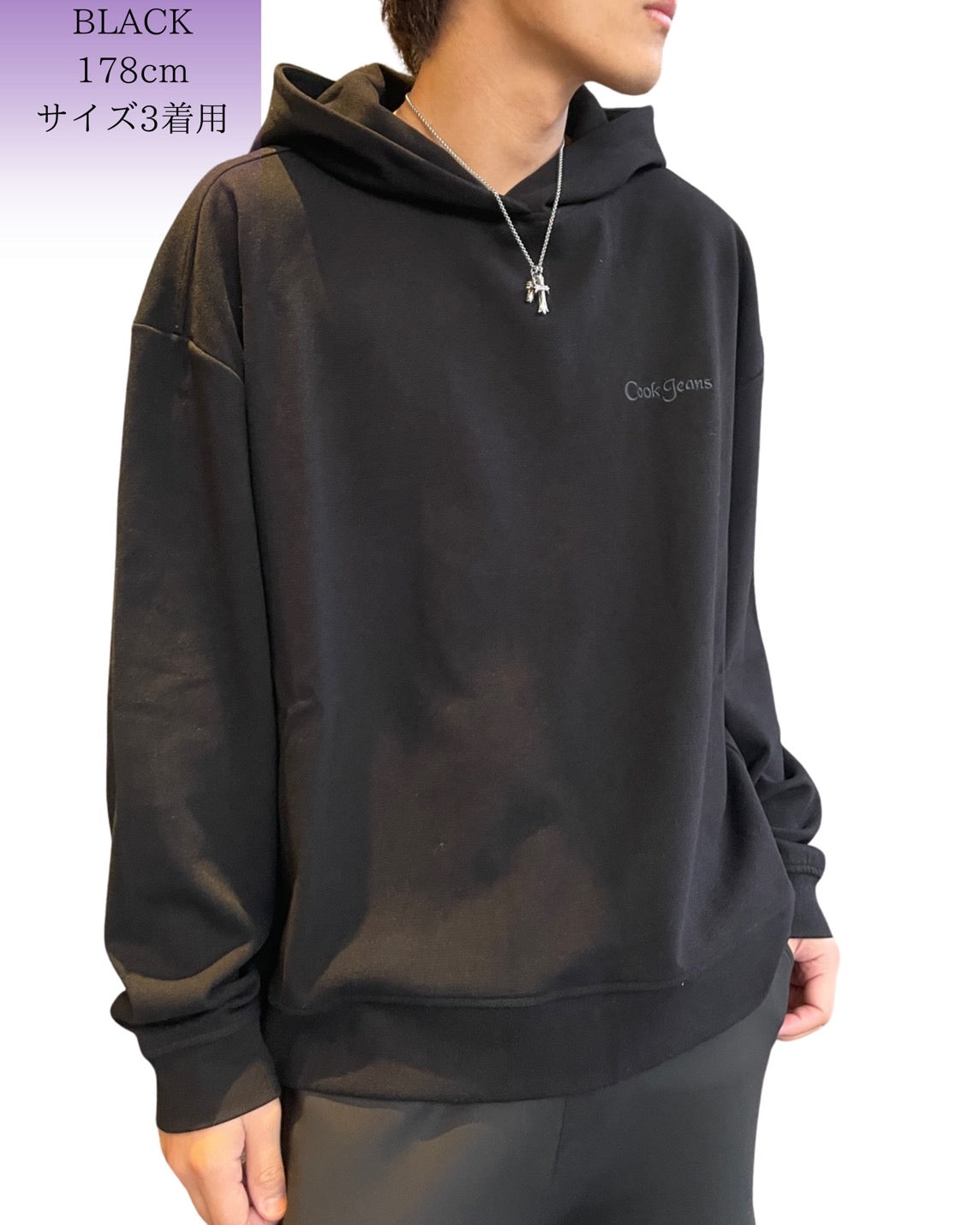 刺繍入り パーカー(Unisex/ユニセックス)